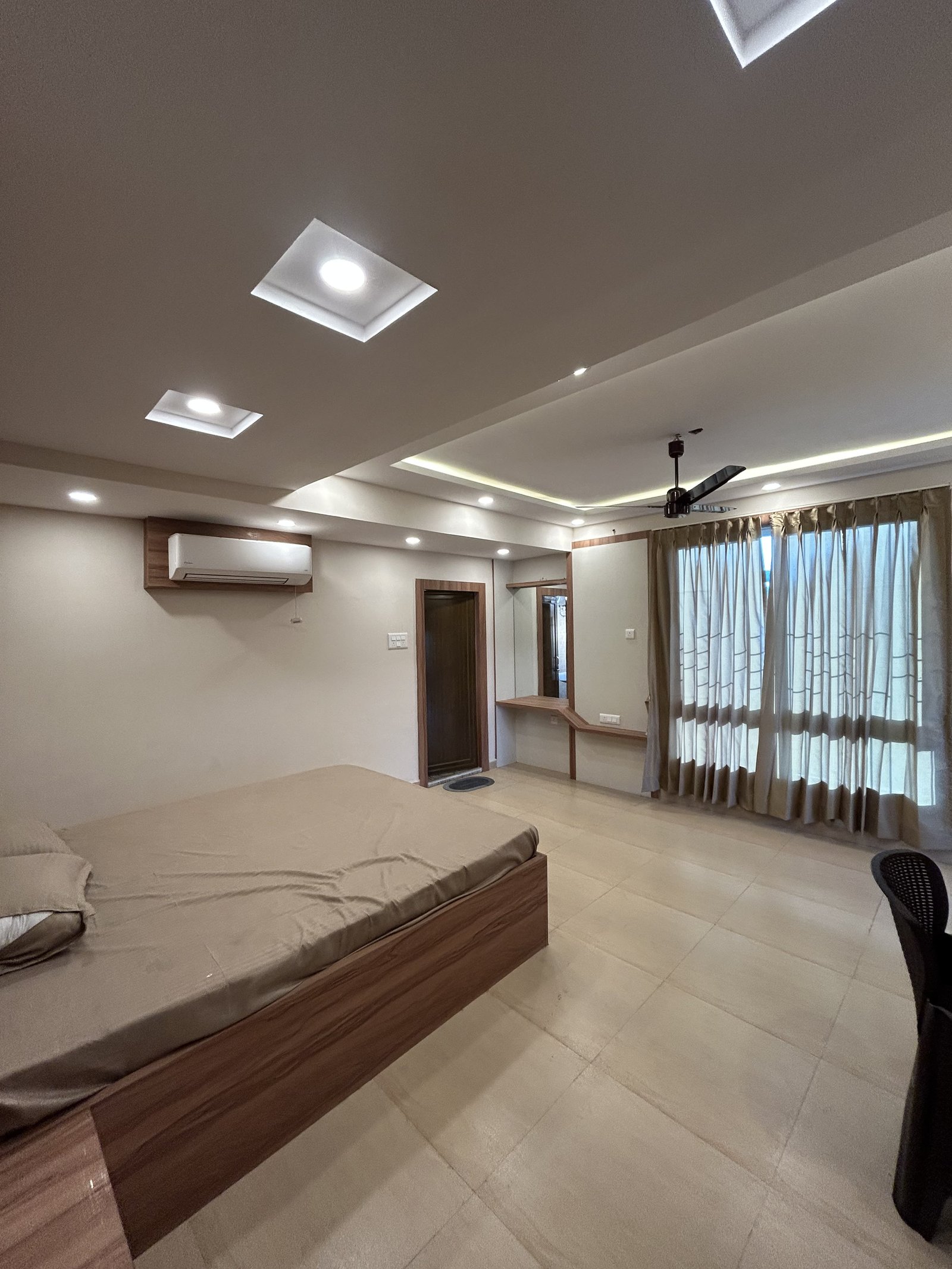 Suite room